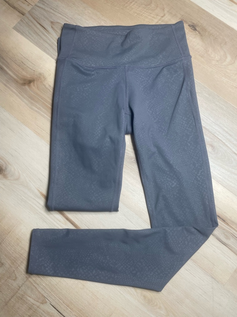 Athleta High Rise Leggings XS  Tonal Print Workout Yoga Gym Tight